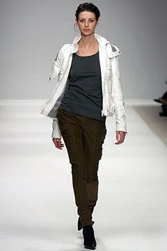 Look 15